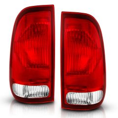FORD F-150 97-03 F-250/F-350/F-450 SUPER DUTY 99-07 TAILLIGHT RED/CLEAR LENS (OE REPLACEMENT)